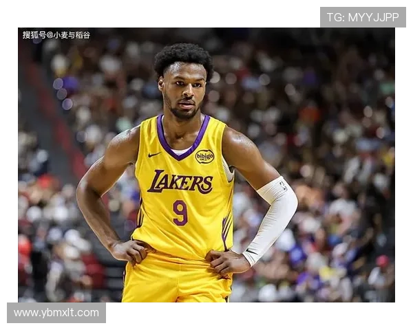 夸梅直言詹姆斯为何坚持让布朗尼进NBA建议其多看保罗的比赛学习技巧